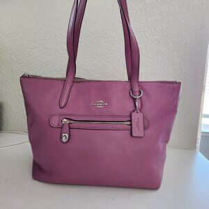 Like New Coach Taylor Purple Leather Shoulder Bag Purse